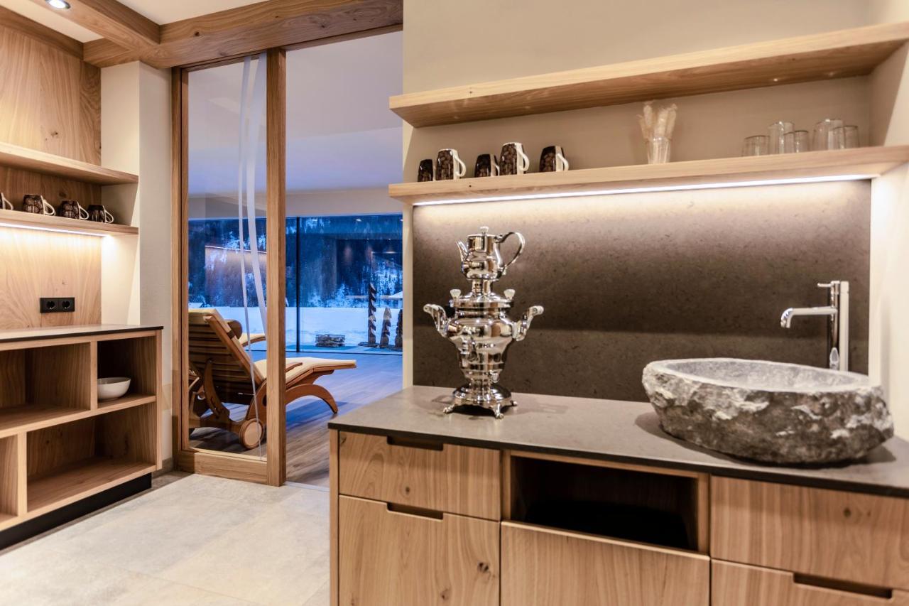 Luxury Chalet Plazola Aparthotel Selva di Val Gardena Esterno foto