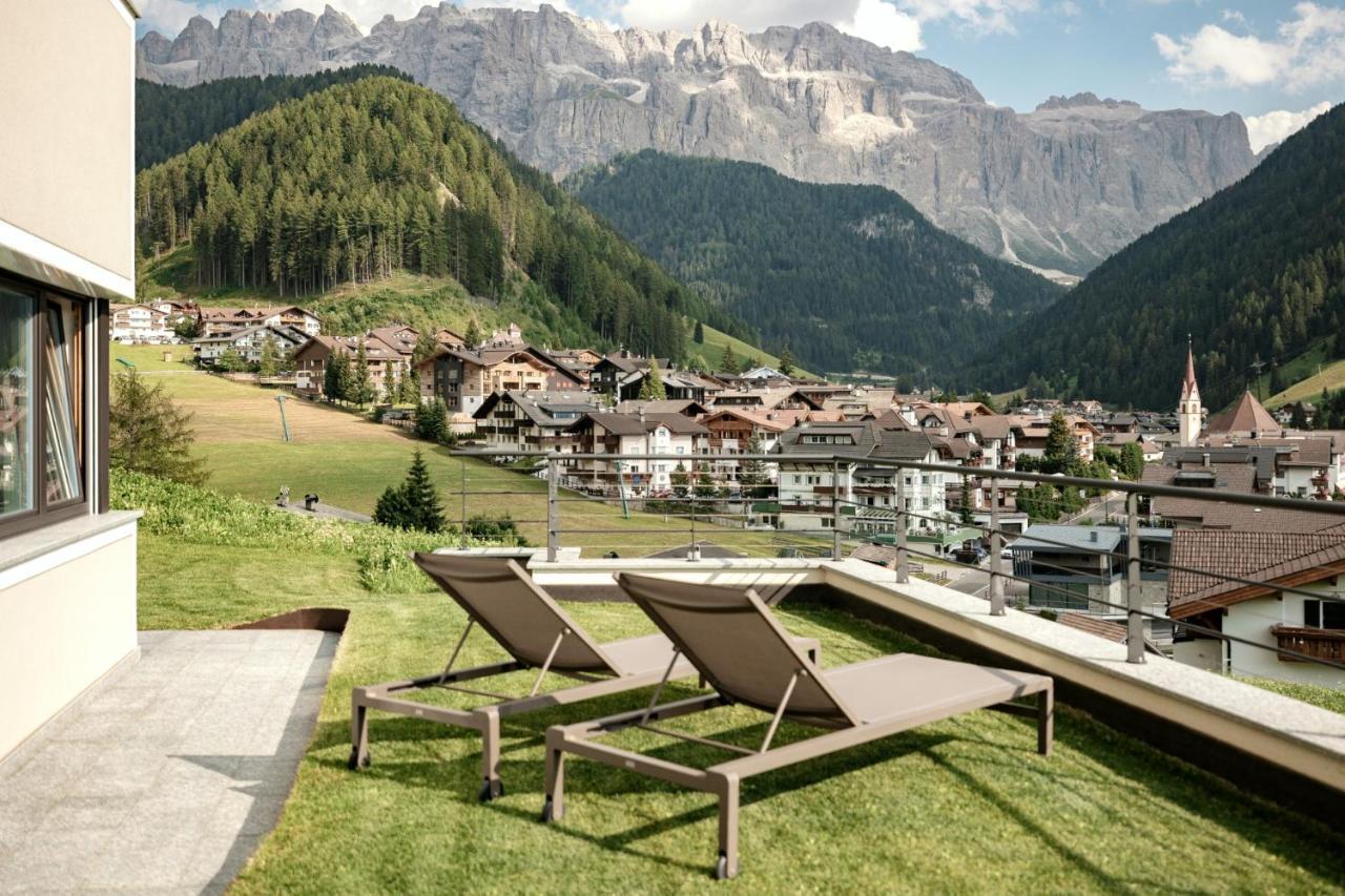 Luxury Chalet Plazola Aparthotel Selva di Val Gardena Esterno foto